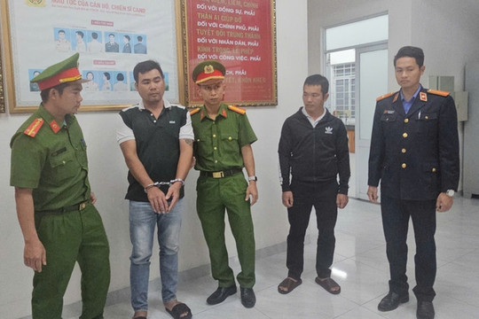 Đắk Lắk: Bắt tạm giam 2 đối tượng đánh người liệt giường sau khi giám định lại thương tích