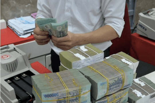 Lãi suất ngân hàng ngày 14/1/2026: Đua nhau tăng mạnh, chạm mốc 7,5% mỗi năm