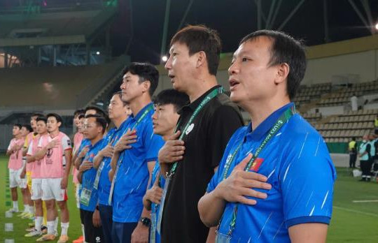 HLV Kim Sang-sik truyền lửa cho U23 Việt Nam: 'Vào trận là chiến' trước đại chiến UAE