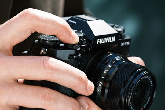 Fujifilm X-T6 lộ tin đồn ra mắt vào tháng 9 với chế độ chụp ảnh 200MP siêu sắc nét