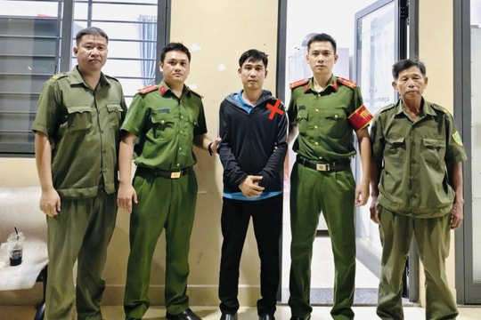 Bắt giữ nhân viên Công ty Cổ phần nhựa Hoa Sen chiếm đoạt gần 150 triệu đồng