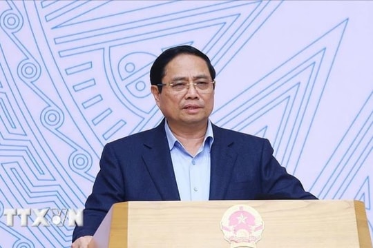 "Giảm phát thải ròng bằng '0' vào năm 2050 là sứ mệnh chính trị của quốc gia"