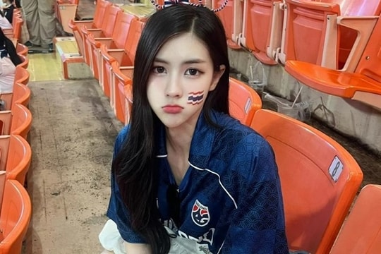 Hot girl Muay Thái Pinto Hathairat tuyên bố cổ vũ U23 Việt Nam tại giải châu Á