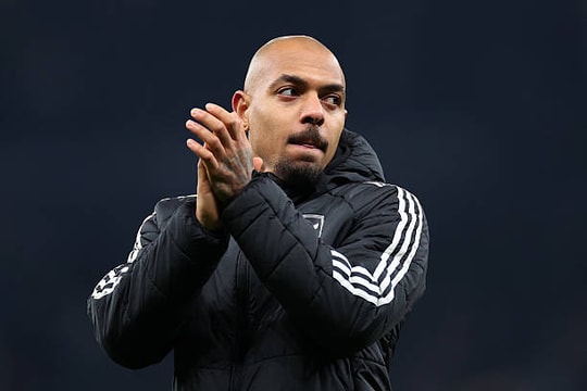 Chuyển nhượng sáng 15/1: Roma mượn Donyell Malen, Atletico săn máy quét thay Gallagher