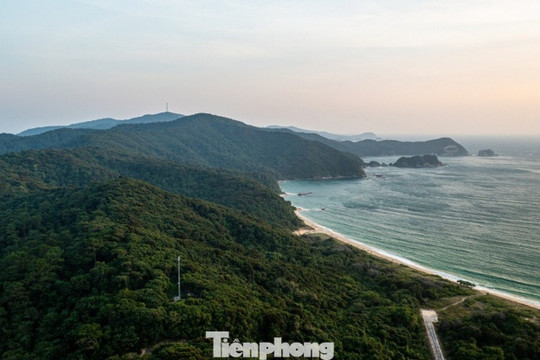 Đảo Thanh Lân: Hành trình tìm về vẻ đẹp hoang sơ và bình yên tại vùng biển Quảng Ninh