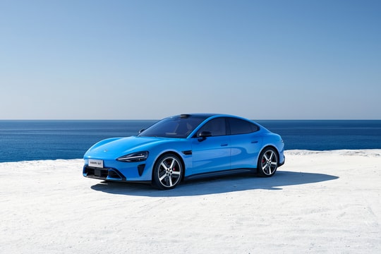 Xiaomi SU7 bổ sung màu xanh Capri và chiến lược chinh phục số đông của Lei Jun