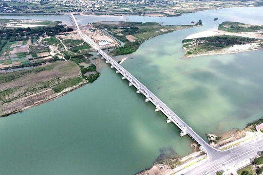 Quảng Ngãi: Đập dâng sông Trà Khúc 1.500 tỷ dự kiến thông xe cuối tháng 1/2026