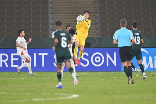 Bầu Đức thưởng nóng 1 tỷ đồng cho U23 Việt Nam, hứa thêm 2 tỷ nếu vào chung kết