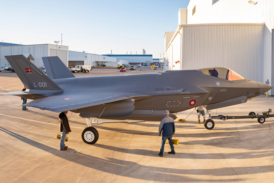 Năng lực quân sự Đan Mạch tại Greenland: Chiến lược tinh gọn và chiếc ô an ninh từ Mỹ