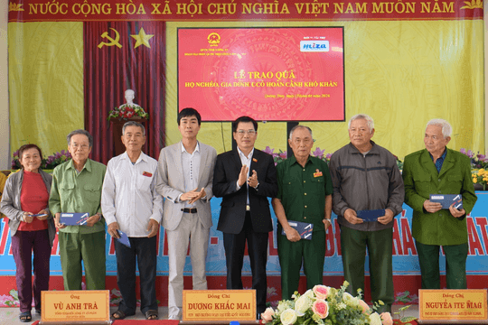 Lâm Đồng tặng hơn 35.000 suất quà Tết cho hộ nghèo, khó khăn