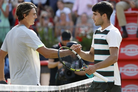 Carlos Alcaraz đấu Adam Walton: Hạt giống số 1 khởi đầu mục tiêu Career Grand Slam