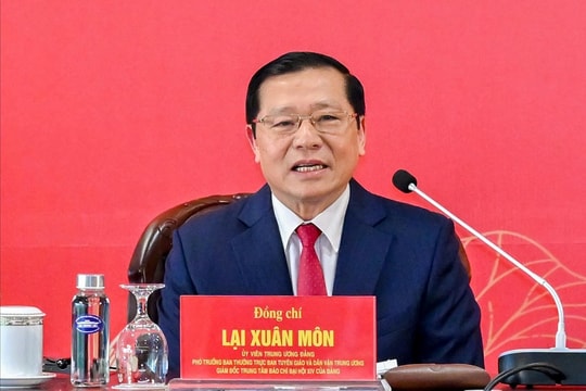 Bồi đắp niềm tin và khát vọng phát triển đất nước phồn vinh, văn minh, hạnh phúc