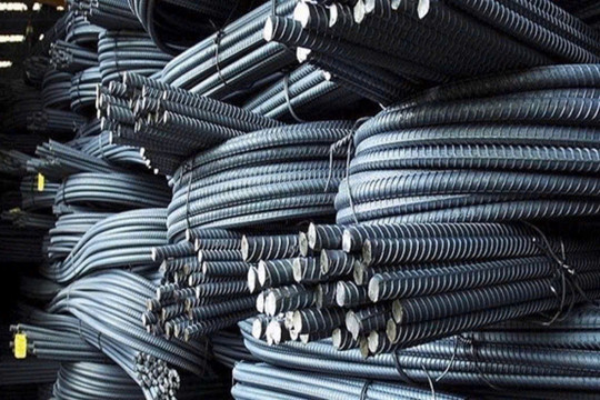 Giá thép hôm nay 18/1: Quặng sắt thế giới sụt giảm, thép nội địa giữ mức 13.800 đồng/kg