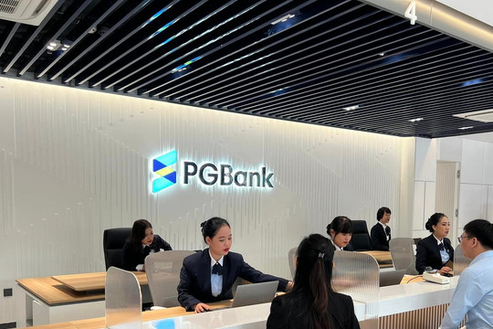 Lãi suất ngân hàng hôm nay 19/1: PGBank giảm mạnh 0,5% tại kỳ hạn dài