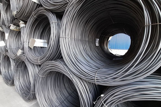 Giá thép hôm nay 19/1: Thượng Hải tăng lên 3.148 Nhân dân tệ, trong nước đi ngang
