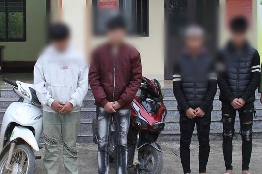 Lào Cai: Xử phạt nhóm thanh thiếu niên bốc đầu, lạng lách xe máy từ clip trên mạng
