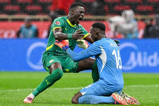 Senegal hạ Morocco 1-0: Bản lĩnh Edouard Mendy và khoảnh khắc vàng của Pape Gueye