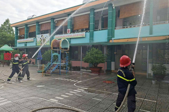 Lâm Đồng thực tập phòng cháy, chữa cháy và cứu nạn, cứu hộ tại trường học