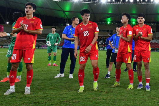 Bầu Đức treo thưởng 3 tỷ đồng tiếp sức U23 Việt Nam trước đại chiến Hàn Quốc