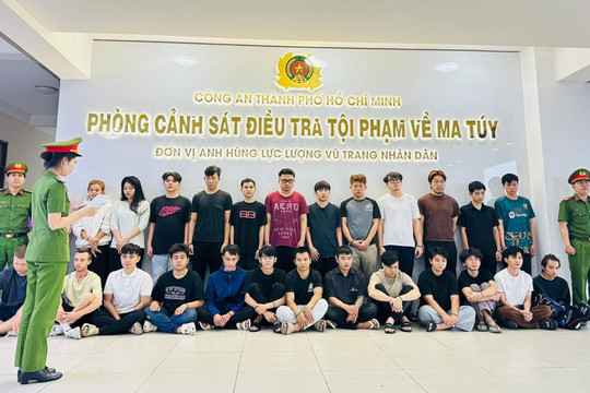 TP Hồ Chí Minh triệt phá đường dây mua bán trái phép cần sa qua mạng có người nước ngoài