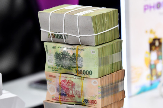Lãi suất ngân hàng ngày 21/1: Saigonbank tăng đồng loạt, vượt ngưỡng 6%/năm
