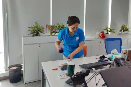 Chế độ tiền lương đối với lao động hợp đồng theo Nghị định 111