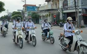 Độ tuổi được phép điều khiển xe gắn máy