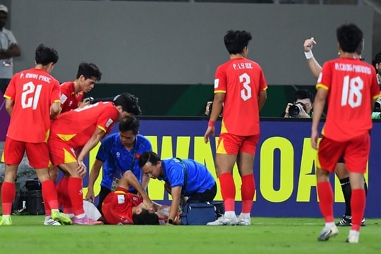U23 Việt Nam nhận 'tin dữ' từ Hiểu Minh và liều doping 3 tỷ đồng của Bầu Đức