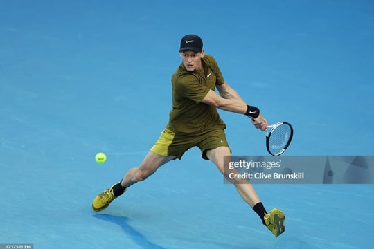 Jannik Sinner áp đảo James Duckworth để tiến vào vòng 3 Australian Open