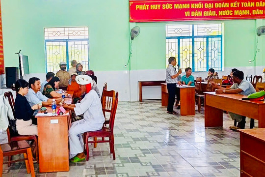 Trên 700 hộ dân Hàm Thuận Bắc được chi trả hỗ trợ khắc phục thiên tai