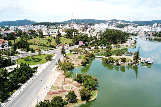 “Chìa khóa vàng” mở cánh cửa phát triển kinh tế
