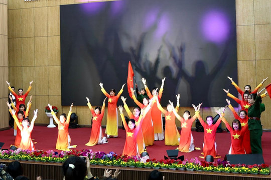 Vững niềm tin vào sự phát triển trong kỷ nguyên mới