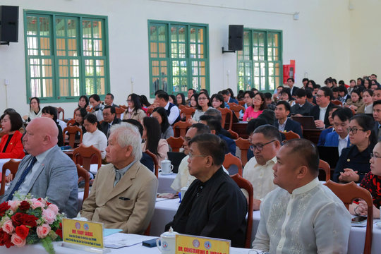 Hội thảo quốc tế bàn giải pháp đổi mới giáo dục thích ứng thị trường lao động