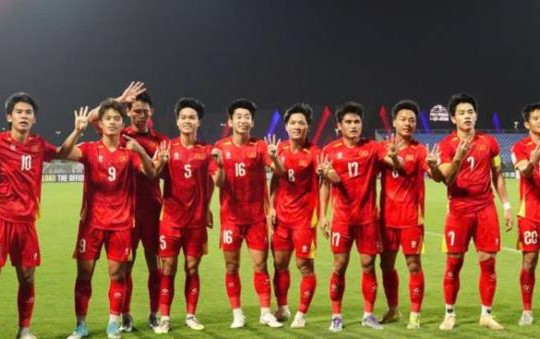 U23 Việt Nam về nước sau giải U23 châu Á 2026: Đình Bắc thèm phở, Thái Sơn muốn ăn lẩu
