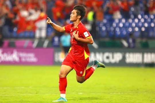 U23 Việt Nam hạ Hàn Quốc giành HCĐ châu Á: Nguyễn Quốc Việt và tinh thần chiến binh