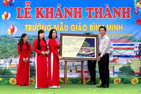 Nam Thành khánh thành Trường Mẫu giáo Bình Minh chào mừng thành công Đại hội Đảng