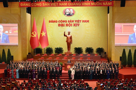 Chỉ thị của Bộ Chính trị về nghiên cứu, học tập, quán triệt, tuyên truyền và triển khai thực hiện Nghị quyết Đại hội đại biểu toàn quốc lần thứ XIV của Đảng