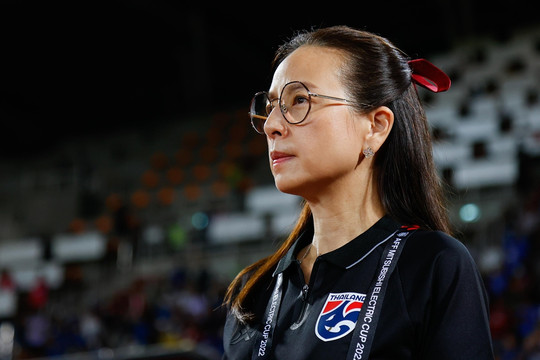 Madam Pang tăng quota ngoại binh Thai League lên 10 người sau trận thua Việt Nam