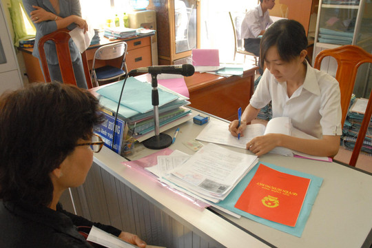 Đất lấn chiếm trước 1/7/2014 có bị xử phạt khi làm sổ đỏ?