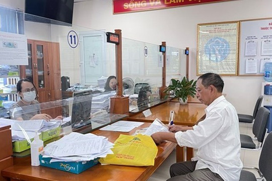 Điều động đến xã đặc biệt khó khăn sau sáp nhập có được phụ cấp thu hút?