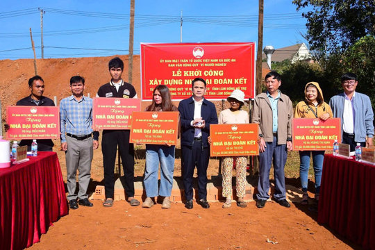 Vận dụng hiệu quả bài học “lấy dân làm gốc” của Bác Hồ