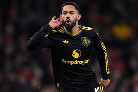 Matheus Cunha sẵn sàng lĩnh xướng hàng công Manchester United trước Fulham