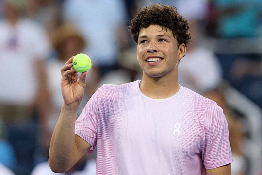 Sinner đối đầu Shelton tại tứ kết Australian Open 2026: Sức mạnh áp đảo của hạt giống số 2