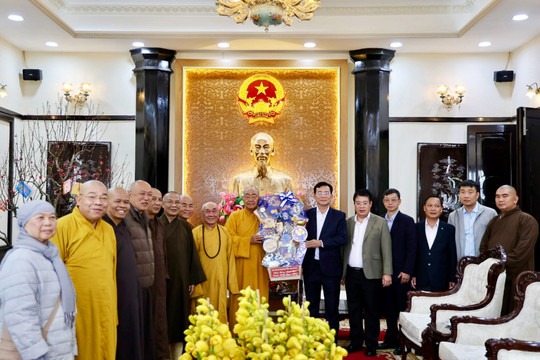 Ban Trị sự GHPGVN tỉnh Lâm Đồng chúc Tết Tỉnh ủy, UBND tỉnh, HĐND tỉnh, Ủy ban MTTQ Việt Nam tỉnh