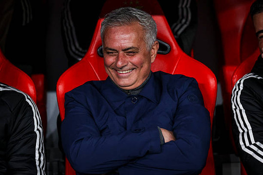 Mourinho giáng đòn đau vào Real Madrid, Arsenal lập kỷ lục tại Champions League