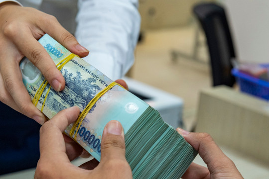 Lãi suất ngân hàng hôm nay 29/1: ACB điều chỉnh 3 ngày liên tiếp, lên mức 6,35%/năm