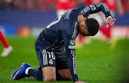 Chấn động Champions League: Real Madrid và PSG văng khỏi Top 8, Napoli chính thức bị loại
