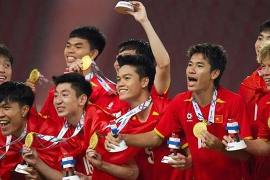 Nghịch lý V-League: Cuộc chiến sinh tồn tôi luyện bản lĩnh thép cho dàn sao U23