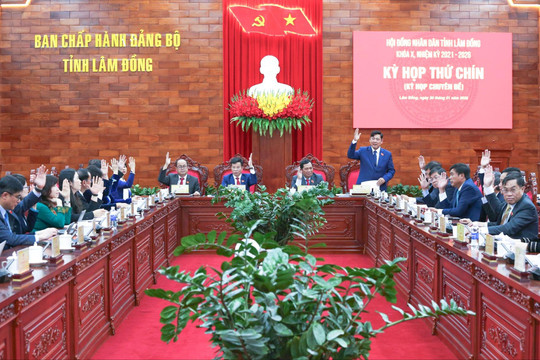 HĐND tỉnh Lâm Đồng thông qua nhiều nghị quyết về an sinh xã hội