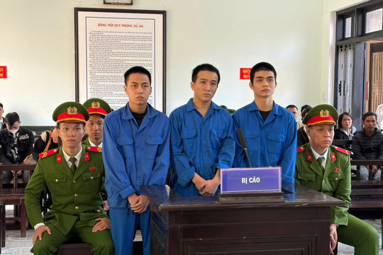 Tuyên án chung thân đối tượng cầm đầu đường dây mua bán 2,5kg ma túy tại Huế